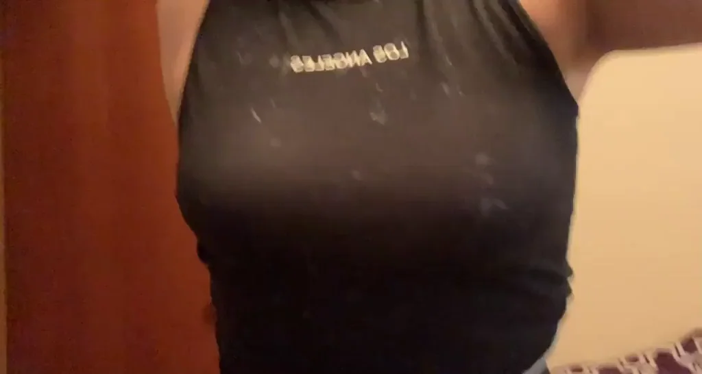 Canadian Titty Drop Bombshell 🇨🇦💥🍈🍈