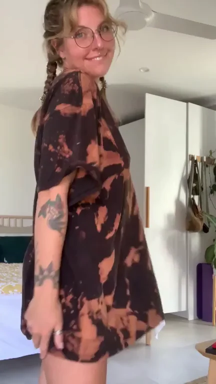 Do I classify as a booty queen? ??