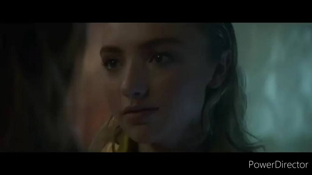 Peyton List's hot makeout