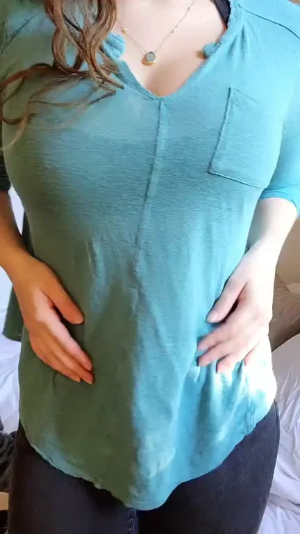 Valorie's Massive Titty Drop ? Big Boobs Tease & Bounce ? Grab Her Album! ?