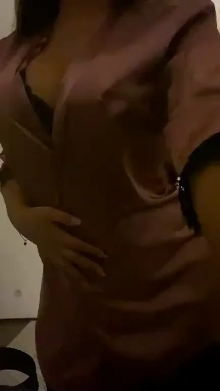 Stacked Slut Teasing Older Daddies in Sexy Lingerie 😈💋