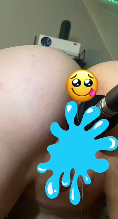 If you want to see my big butt ? you will love Me and my OnlyFans! Cum stroke it to me and my butt DAILY! I am an expert at making you cum! ?LINK IN THE COMMENTS