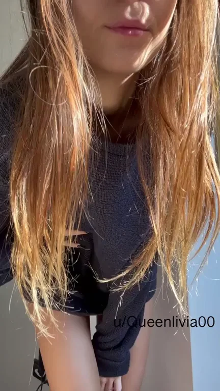 Fast Metabolism Hottie Reveals Her Juicy Surprise 🍑🔥