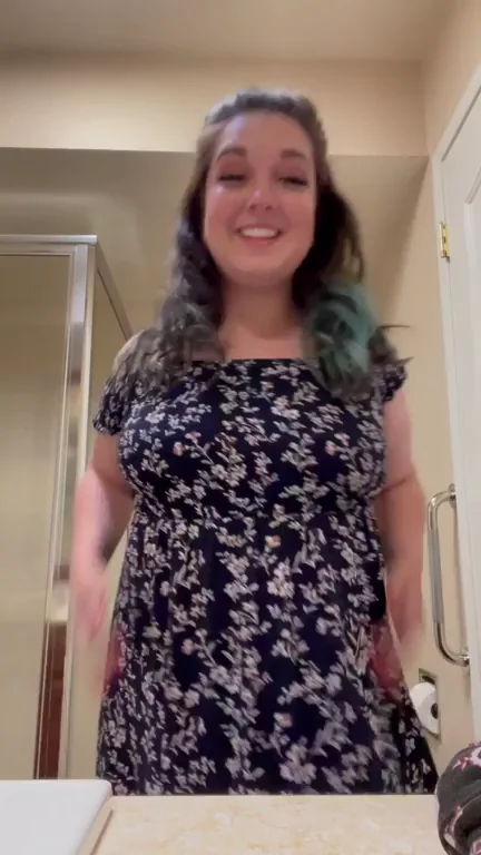 Surprise Under My Dress? Big Tits & Thick Thighs Tease 😈🍑