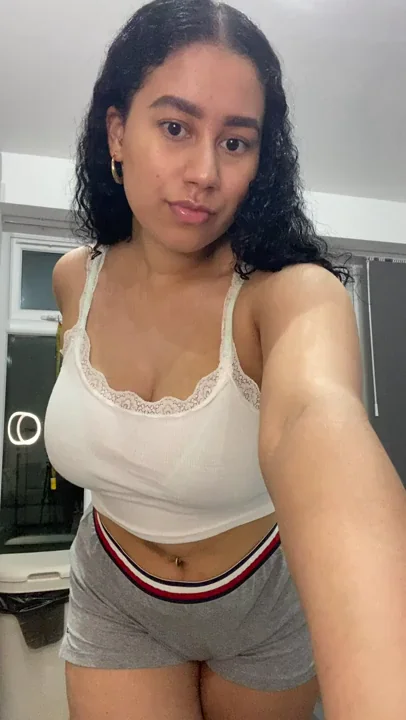 Sorry for Shaky Cam, But Check These Massive Tits & Juicy Ass! 😘🍑💦
