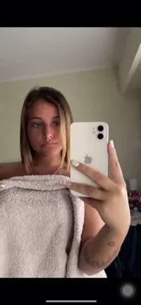 20 ? I am very interactive with fans ? Many PHOTOS and VIDEOS. B/G - BJ - Cumshots - Creampie- Customs, fetishes, SOLO - Anal and Vaginal , CREAMY tits, dick rating and much more ? Weekly FREE Premium Video in your chat!!!