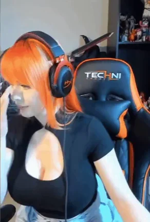 JennaLynnMeowri’s big fat boobies