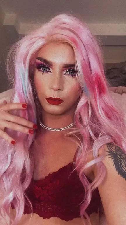 Come and play with me ?