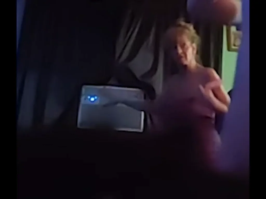 MILF amateur with huge boltons