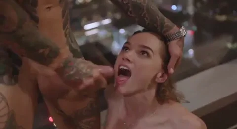 Tori sucks out even more to Swallow