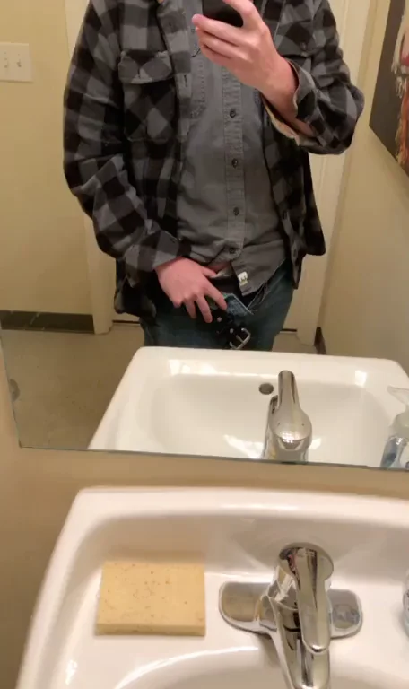 Work's a Dick Tease 😈💦 [M]