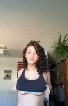 Quick Gym Titty Drop 😍 My Fave OC Boob Bounce Ever 💦