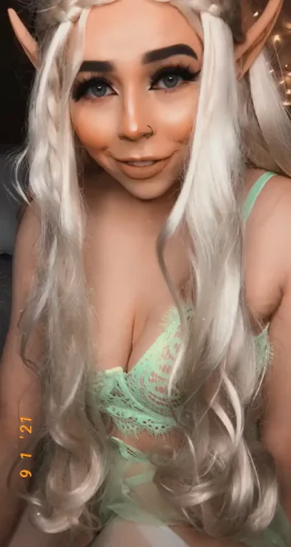 23 YO RUSSIAN ? MULTIPLE DAILY UPLOADS? VERY INTERACTIVE? ACESS TO 600+ PICS AND 40+ VIDS?BROKE TOP 30% IN FIRST TWO WEEKS!!? NO PPV ?FULL LENGTH B/G & SOLO VIDS? LAST DAY $4 SALE!!?