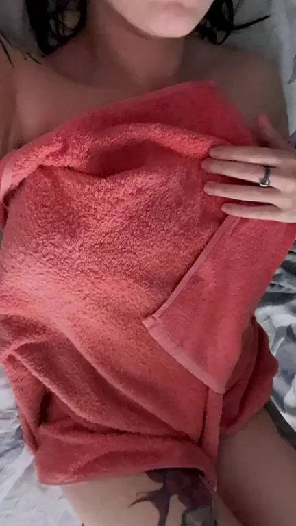 Waiting for Your Cock, Towel Tease 😈🧡