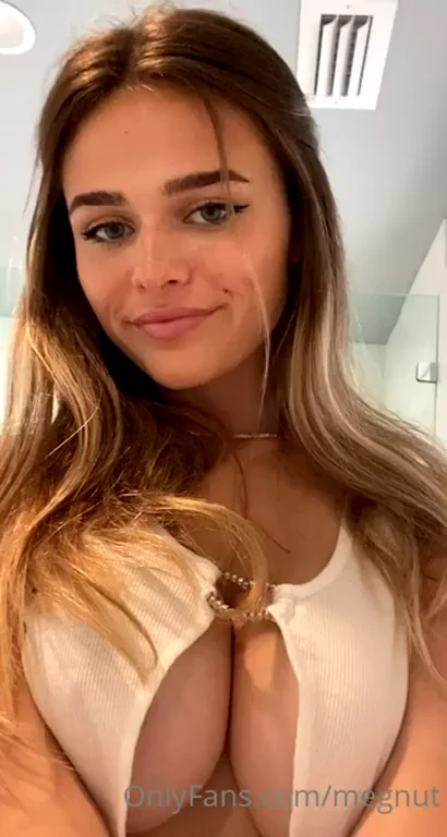 Bella Dolphin’s Slutty Cleavage Tease in Sexy Cutout Top 😈🍈🍈