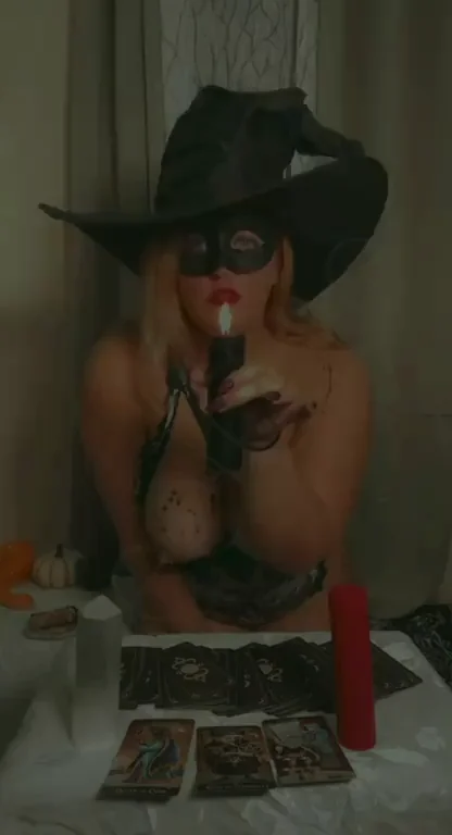 3 dragons for this witch! I love Spooky month [in use- -F]