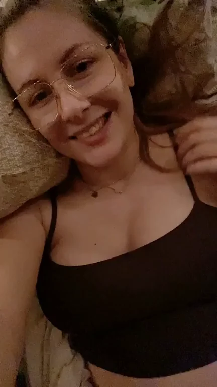 just imagine crawling in bed with me while I look like that. Would you want to join? ?