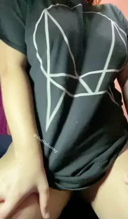 Nice titty drop to bright up your Sunday afternoon?
