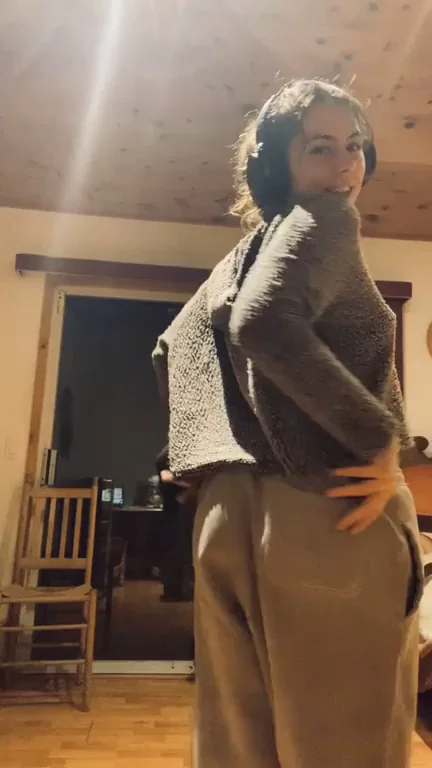 Anyone else taking twerk breaks during their remote job or just me?