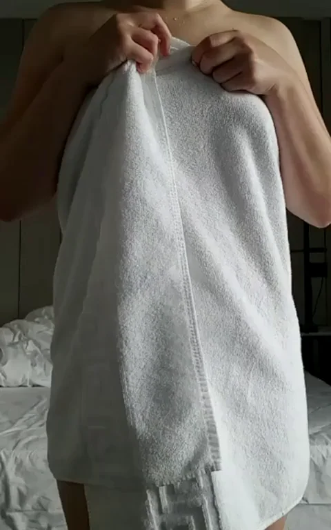 Sassy Blonde Tease Drops Towel & Flashes Big Tits 🍑💦