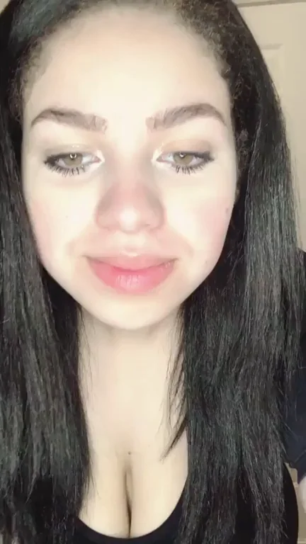 5’3 with DD’s ?