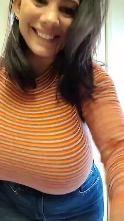 Bouncy Hourglass