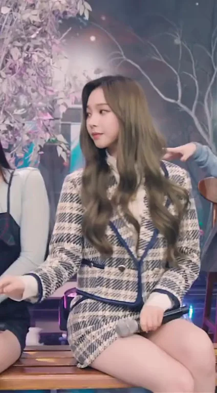 Karina & NingNing's K-Pop Slutty Stage Tease