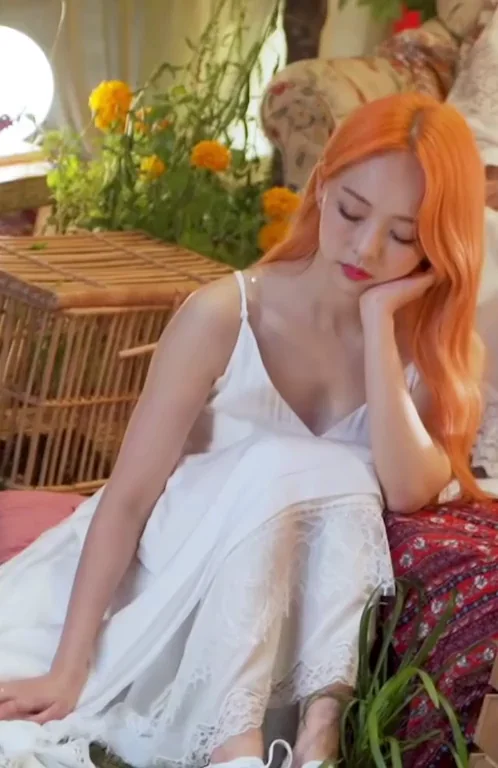 LOONA - Vivi
