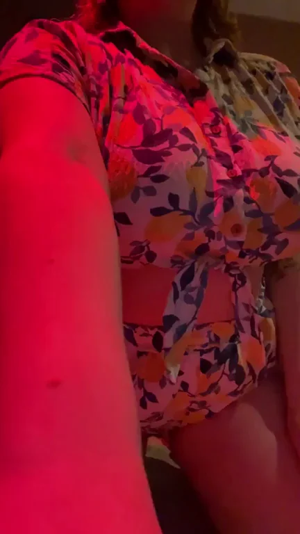 I just get off on showing you guys my boobs