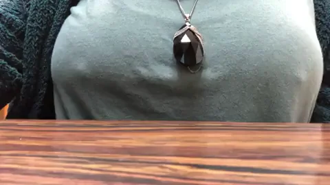 Dropping titties from my work desk ?(f)