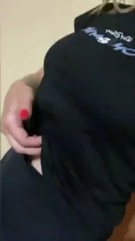 Lick My Juicy Pussy Till I Squirt on Your Face? 😈👅💦