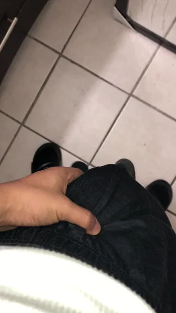 Peek-A-Boo Thick Dick Tease 😈🍆