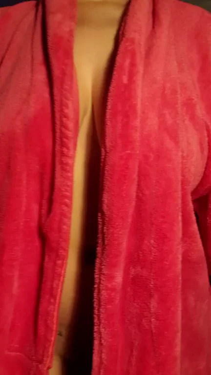 Today is a great day to cum in my teen pussy !