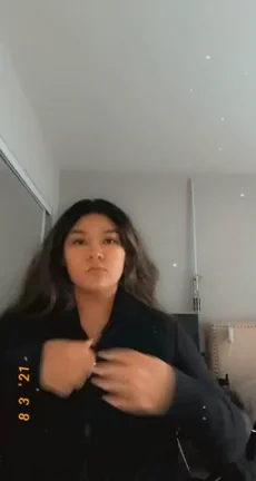 🔥 OC Busty Asian Babe's IWD Titty Reveal & Bounce 💦