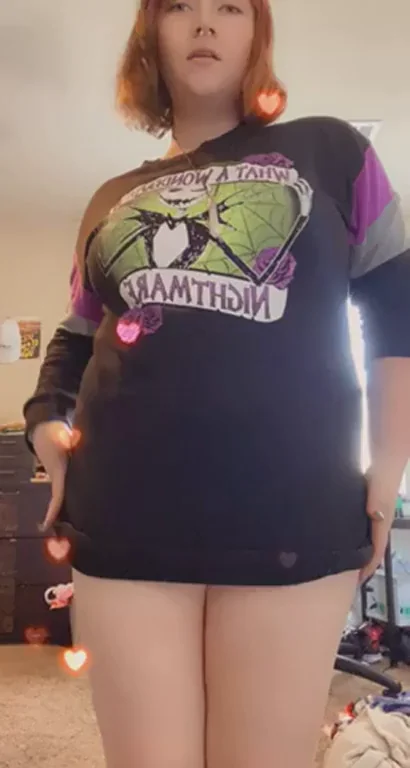 Good Morning Boys? Massive Titty Drop from BBW Hottie 😍🍈🍈