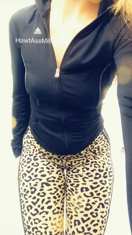 i secretly enjoy seeing other wives checking out my body ?
