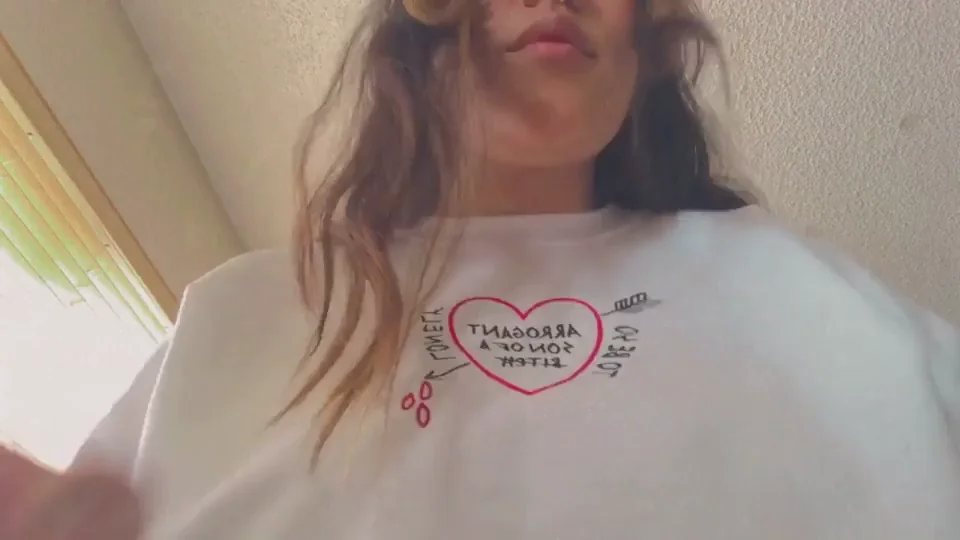 a titty drop in my new bra (oc) wish you were taking it off <3