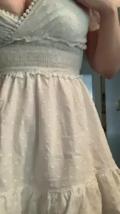 Do you like my dress? [gif]