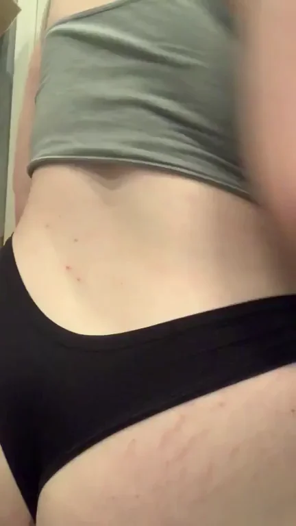 🍑 Craving Doggy with My Massive Booty 😈