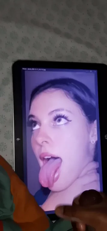 ?All white girls have that same reaction to black cock?. Read my bio on how to request a tribute.