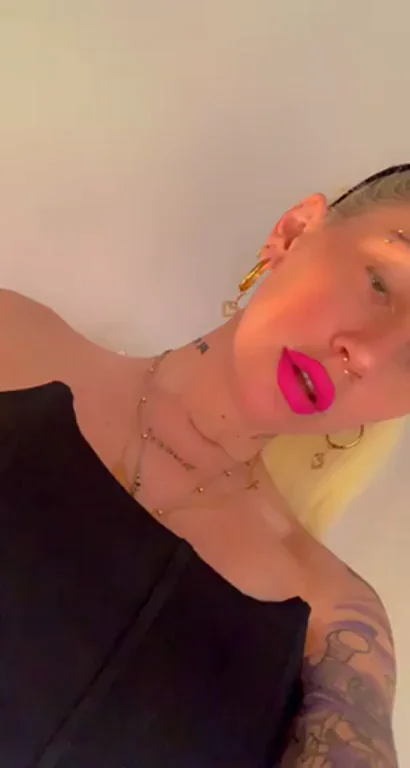 Petite with peachy tits n ass plugged ??