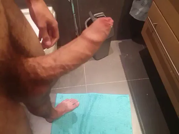 What Would You Do to This Thick Cock? 🍆💦