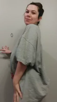 Cutie with Lil Booty Begging to Get Pounded Hard 🍑💦