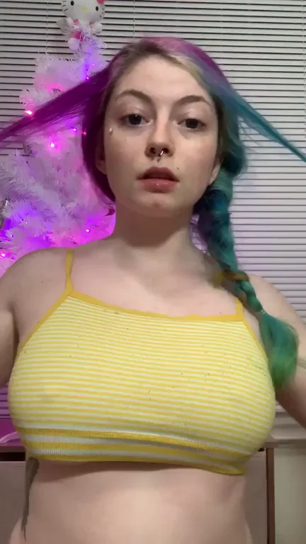 surprise reveal ?