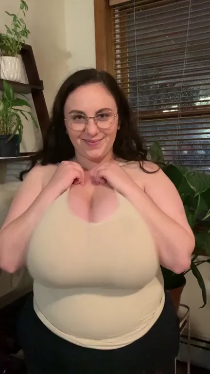 [f] Are they big enough? Lmao