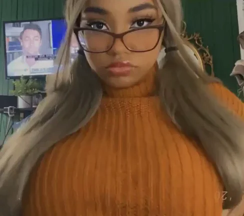 Blasian Babe's Massive Titty Drop Tuesday Tease - OC
