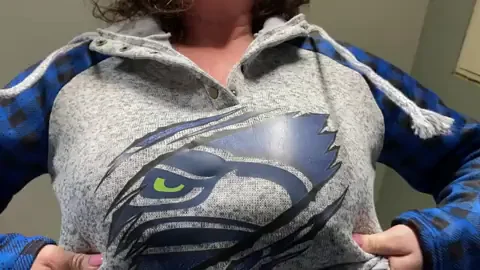 Getting my pompoms out for the game! (F)(49)