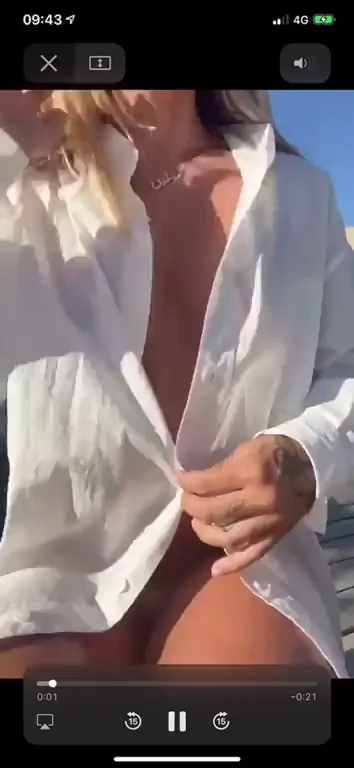 🔥 Pauline & Mathilde Tantot's Naughty Folder Tease 💋
