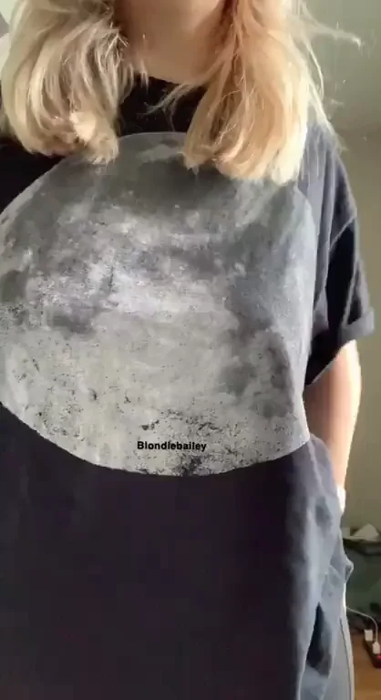 Droppin' My Juicy Tits Just for You 😍🍈🍈