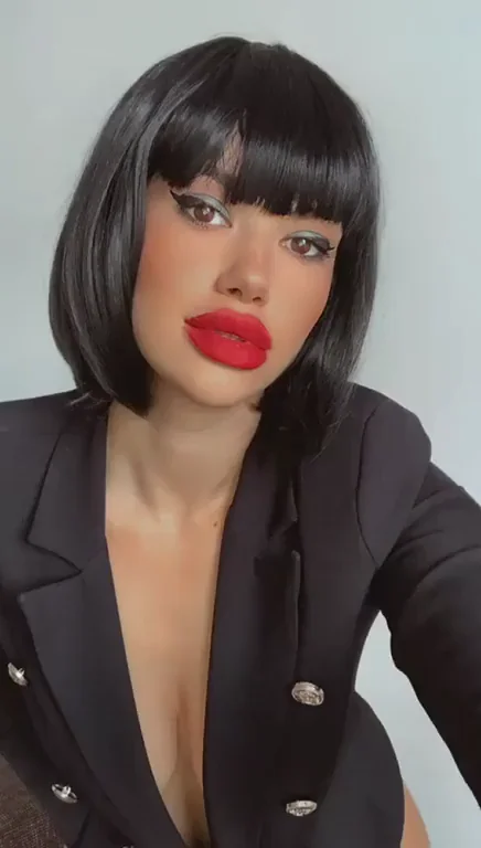 Funsized Babe in Blazer Teases: Ask Anything, Answer's YES! 😈💋